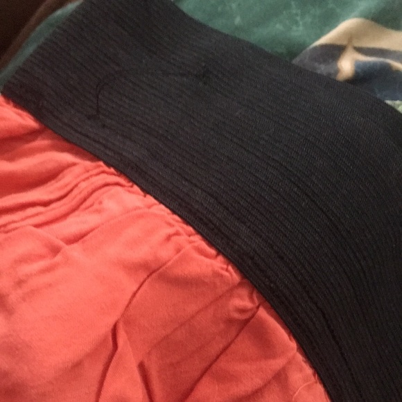 Pink Woman Capris Medium - Picture 9 of 11